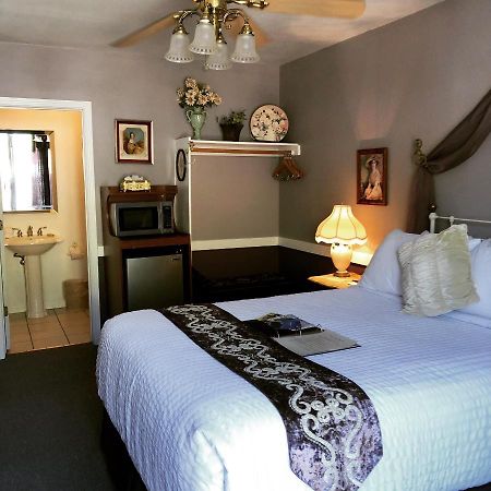 The Bent Elbow Hotel Silverton Екстериор снимка